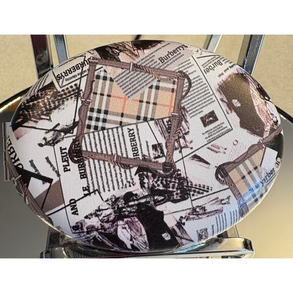 COMPACT MIRROR: Oval-Shaped White, Black, Beige, & Red w/Newspaper Design, NWOT - Picture 1 of 7